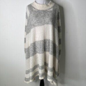 FREE PEOPLE Women's White Grey Striped Alpaca Blend Poncho Size XS/Small